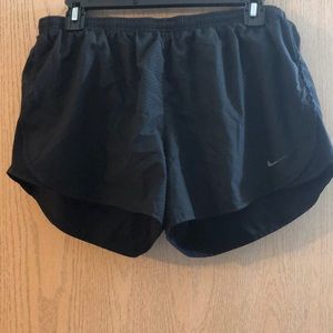 Black Patterned Nike Tempo Running Shorts - Size L